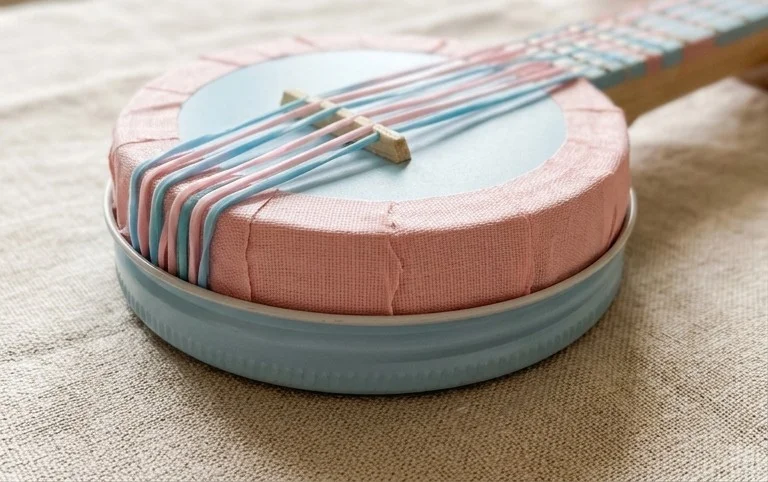 How to make a mini lid banjo